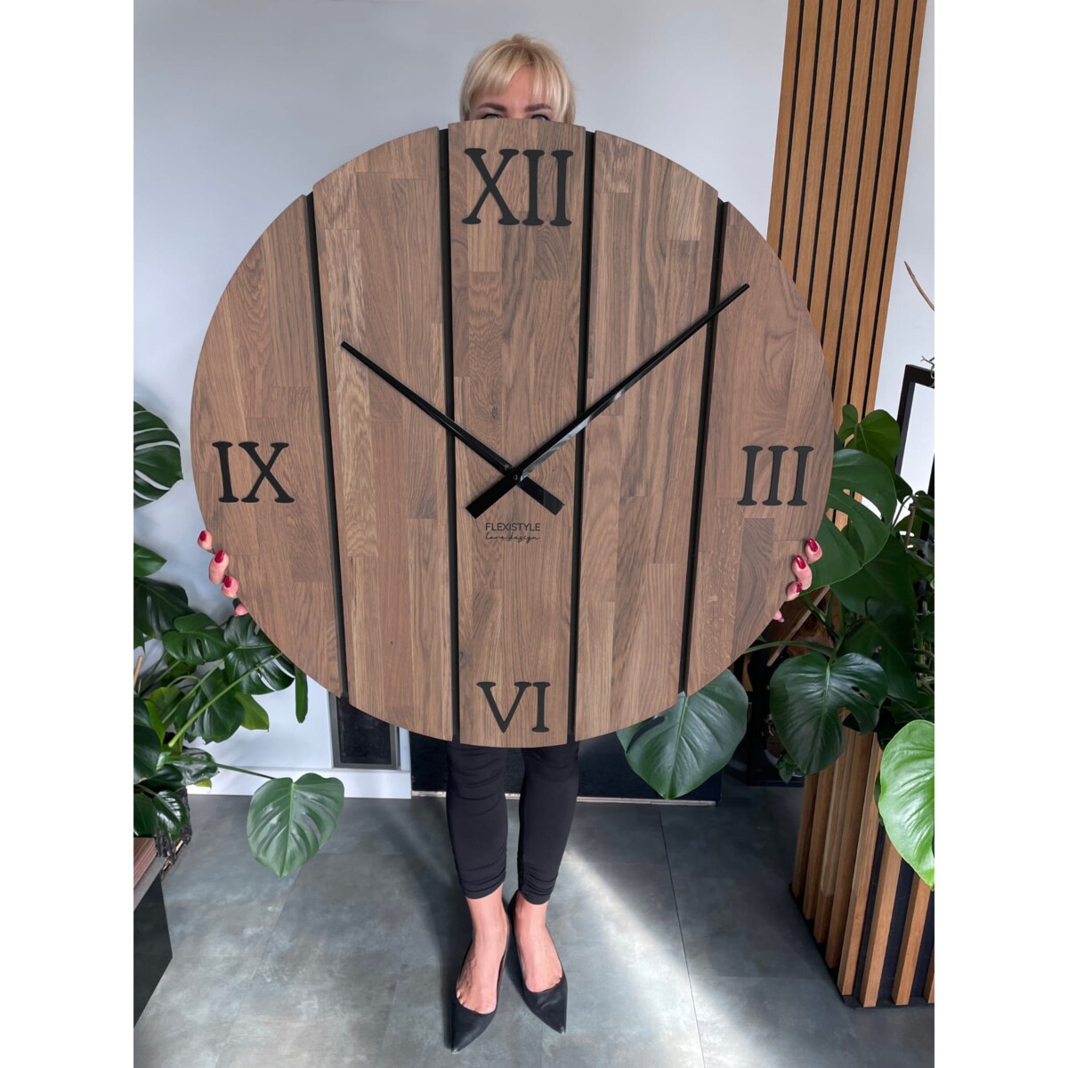 Duży zegar ścienny drewniany Solid Oak brązowy 80cm