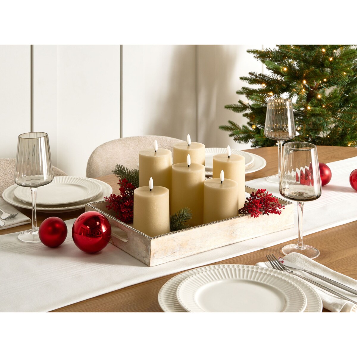 Zestaw 6 świec LED BRAISE 10/13/15 cm Beżowy