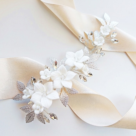 Efektowna srebrna spinka do włosów z kwiatami i cyrkoniami