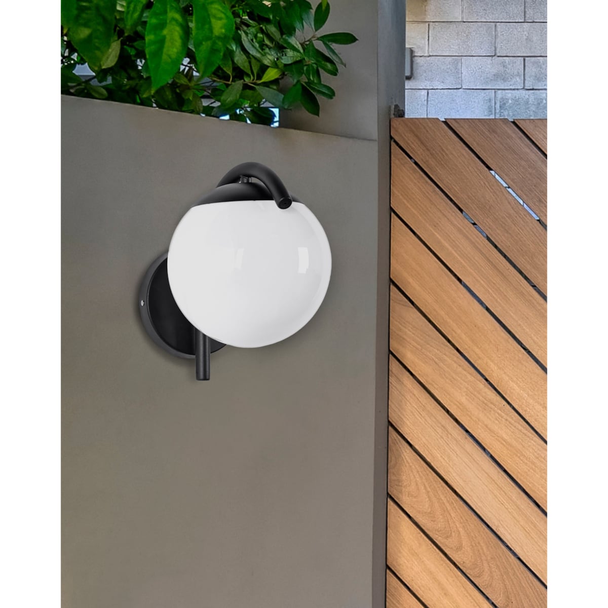 Lampa ścienna zewnętrzna czarna KULSI