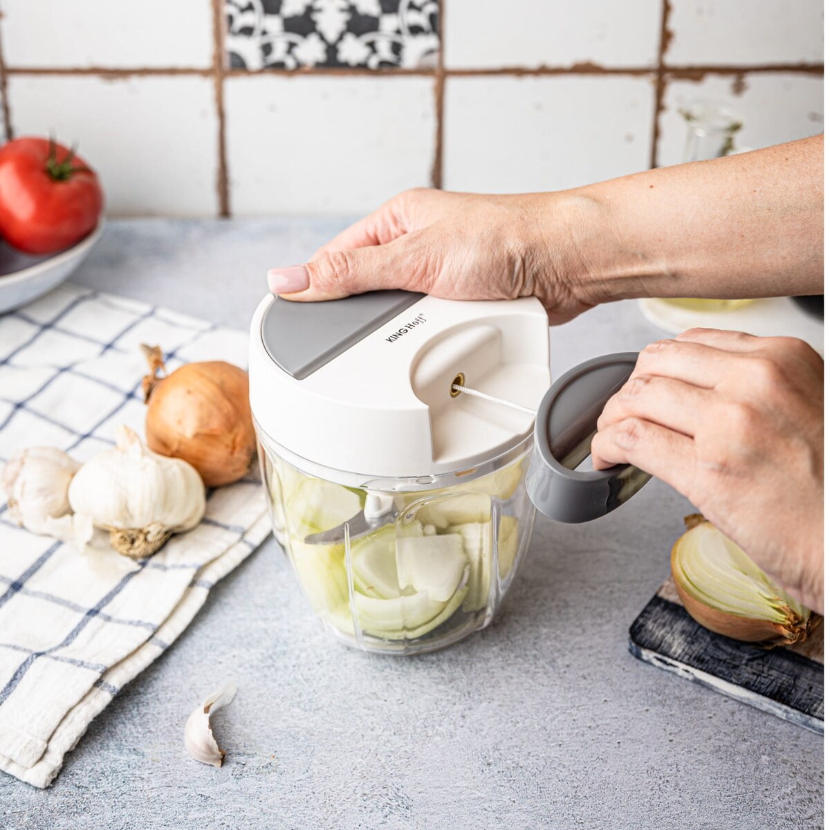 Rozdrabniacz siekacz kuchenny sznurkowy 900ml KINGHOFF