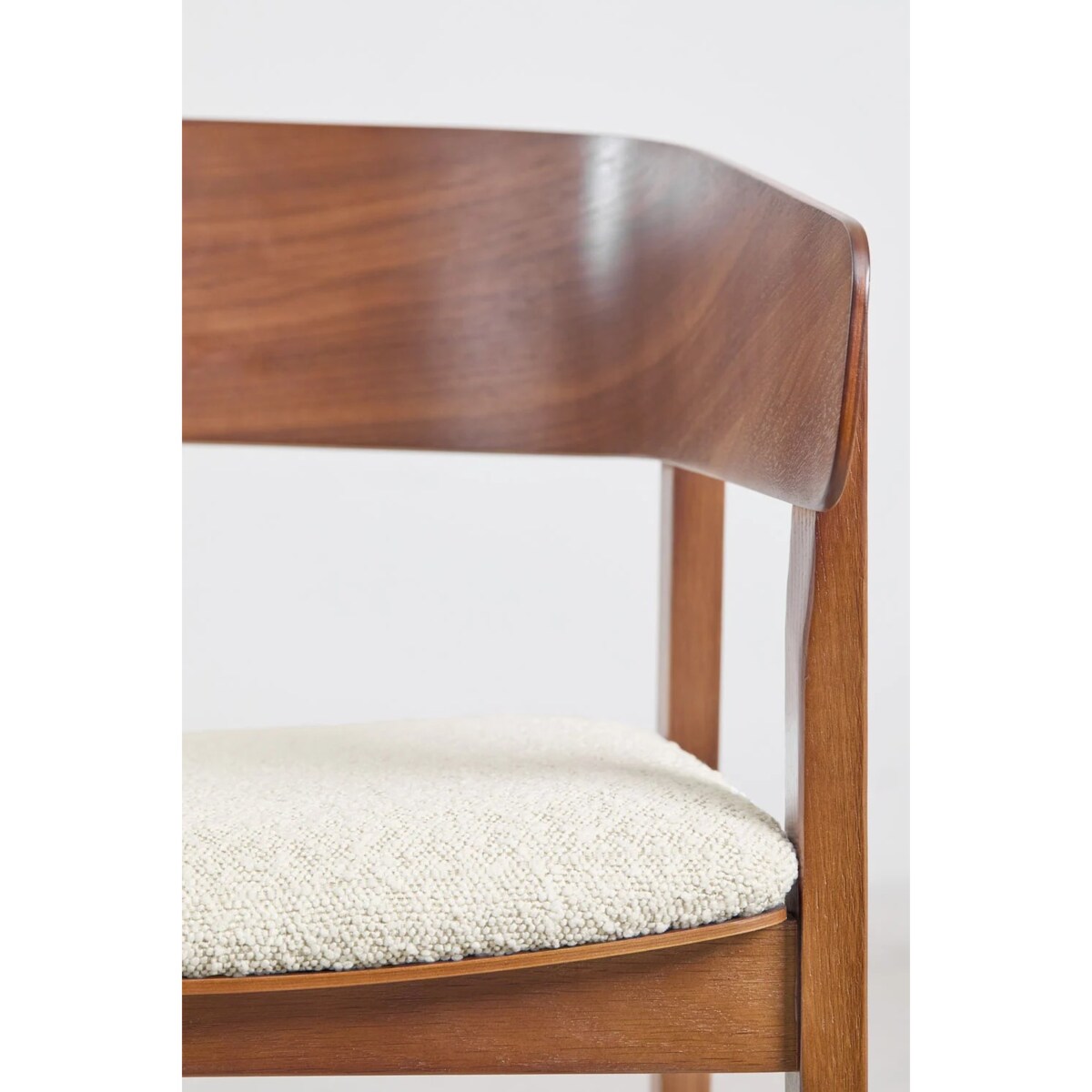 Krzesło drewniane, ciemne drewno + bouclé, Olsen