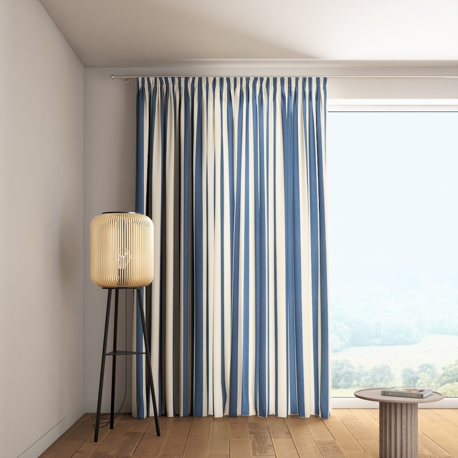 Zasłona na taśmie marszczącej 1 szt. 130x245 niebiesko-białe pionowe pasy (5,5cm)