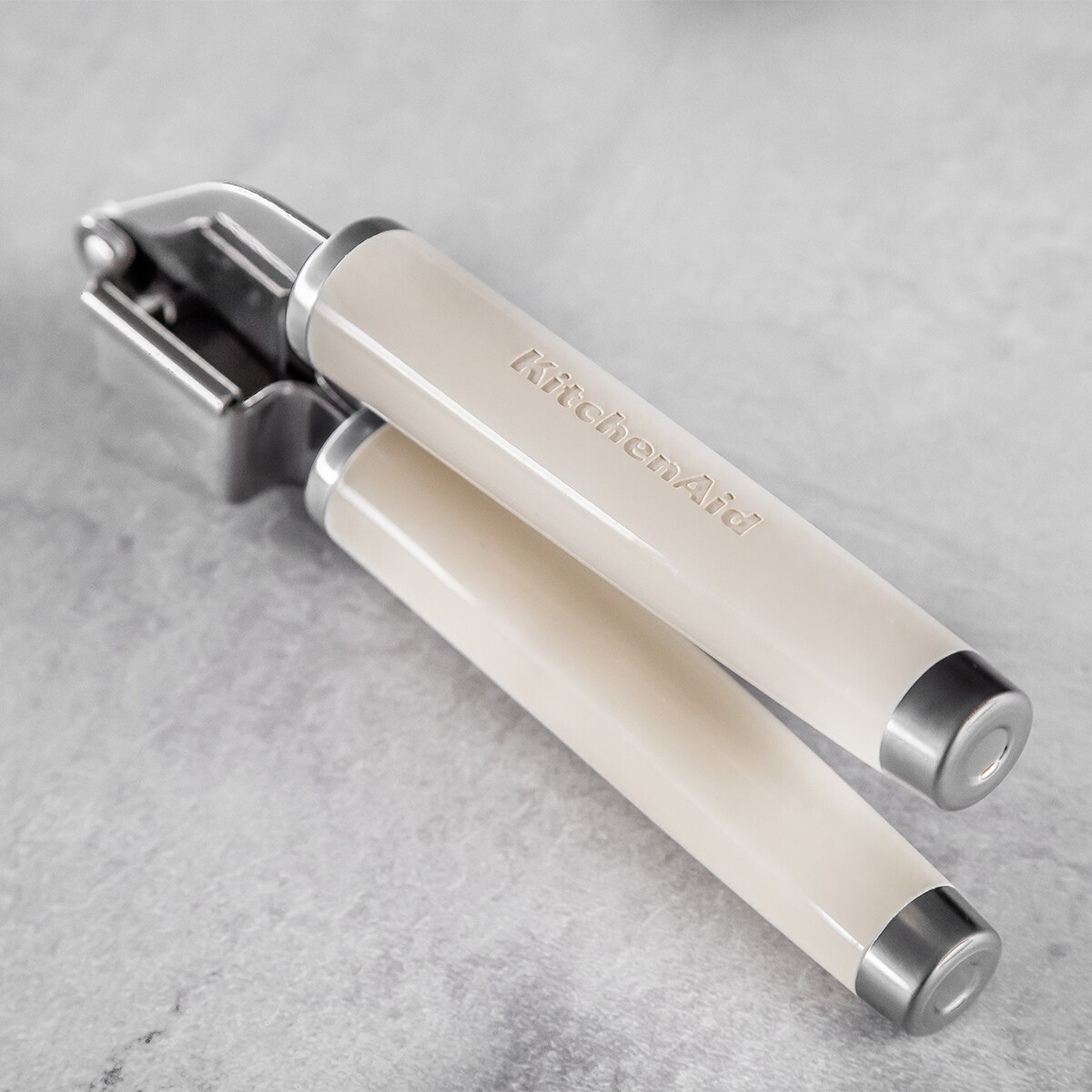 KitchenAid wyciskacz do czosnku CORELINE Almond Cream