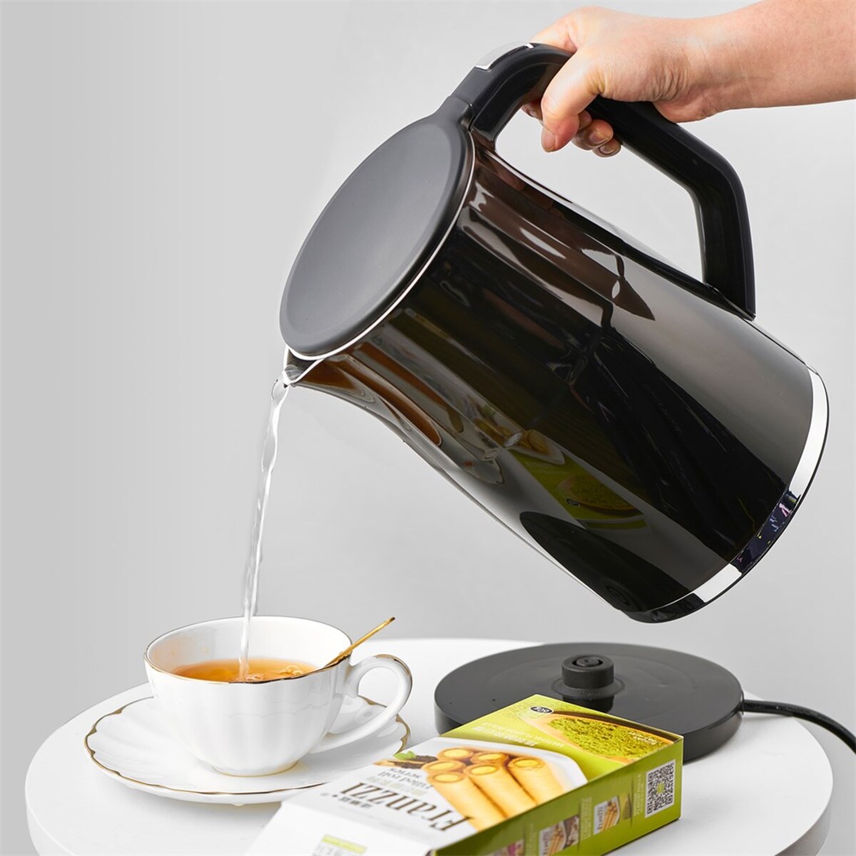 Maestro czajnik elektryczny MR039