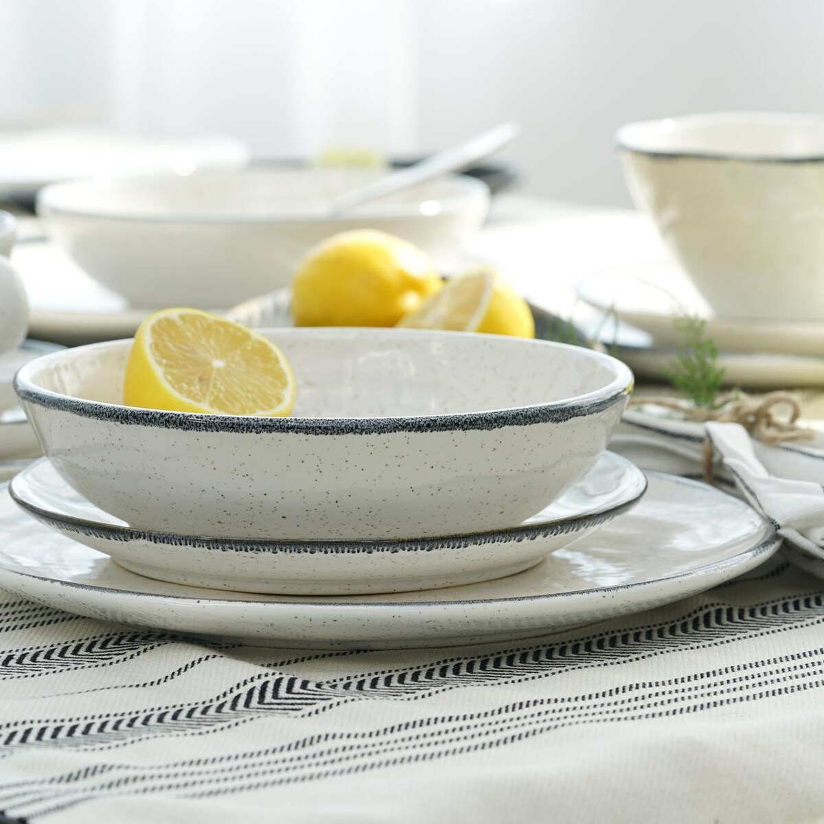 VILLA ITALIA Talerz płytki 26,5 cm VANILLA