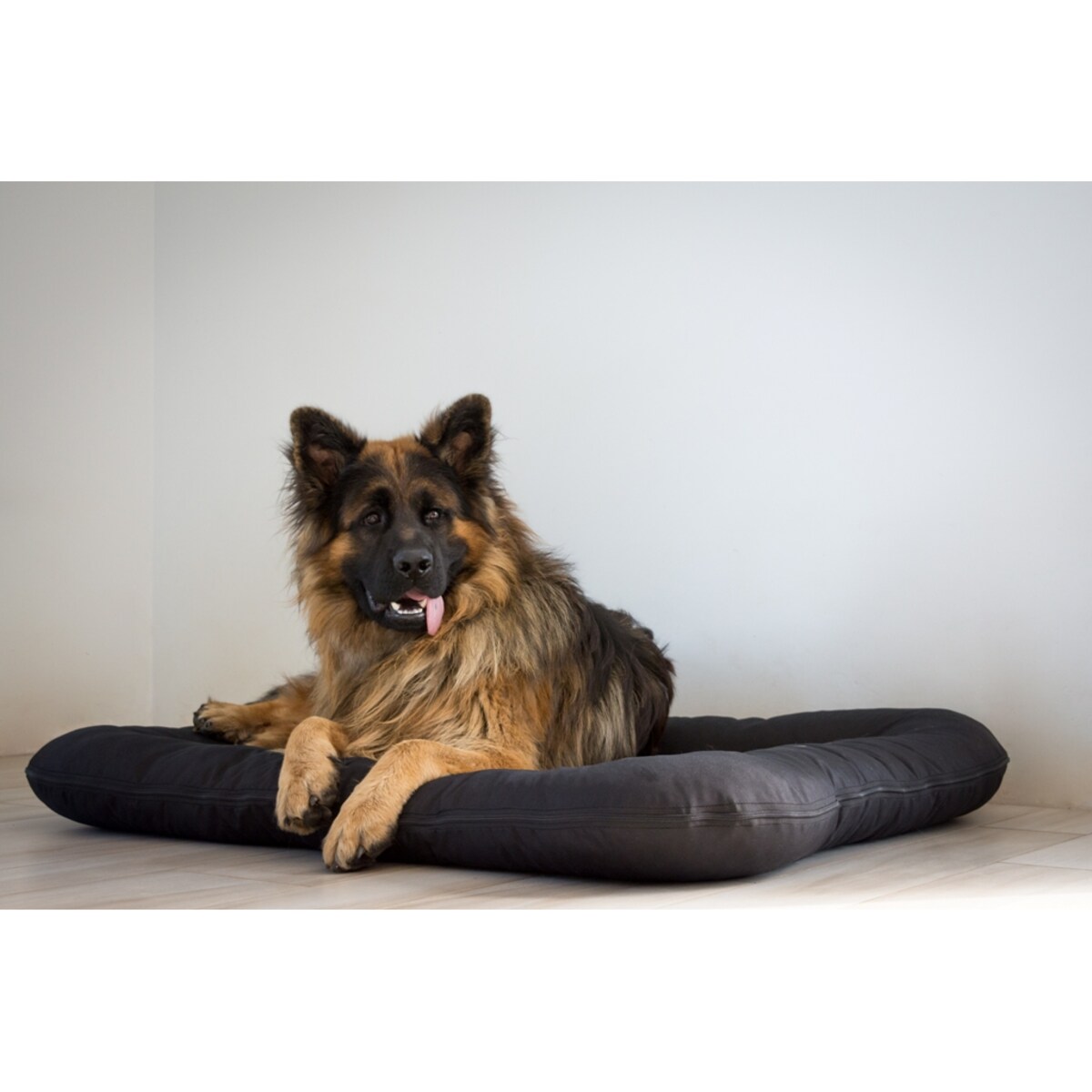 Wodoodporny materac dla psa ponton KLEO, 90x70 cm, Czarny