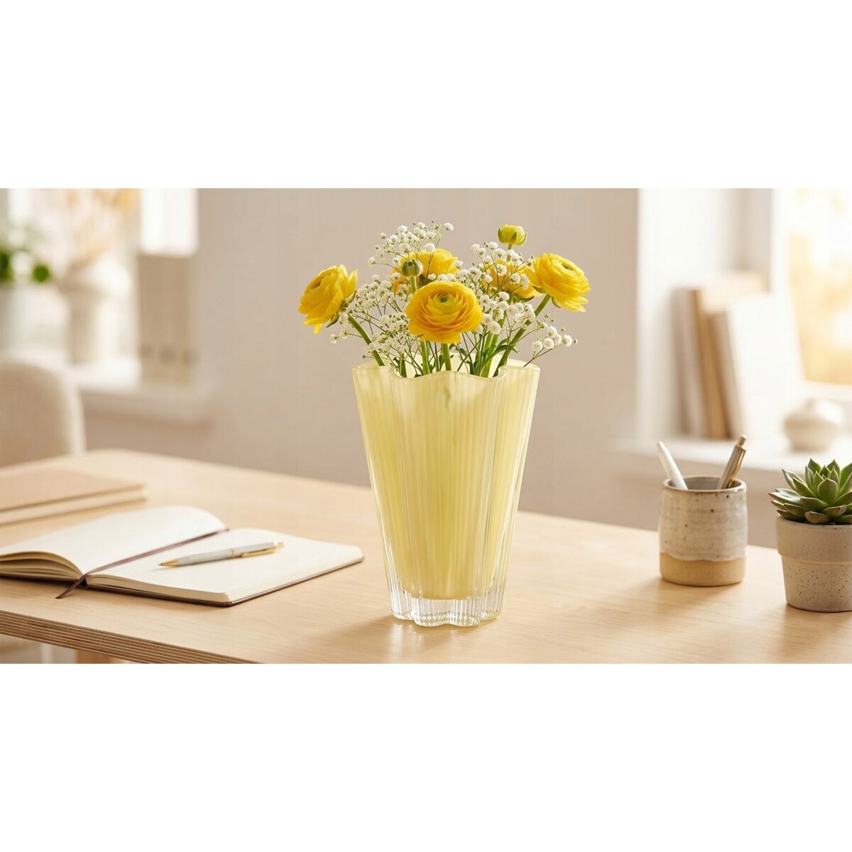 WAZON SZKLANY 20cm ŻÓŁTY NA KWIATY BUKIET RÓŻE DO SALONU DOMU BOHO RETRO