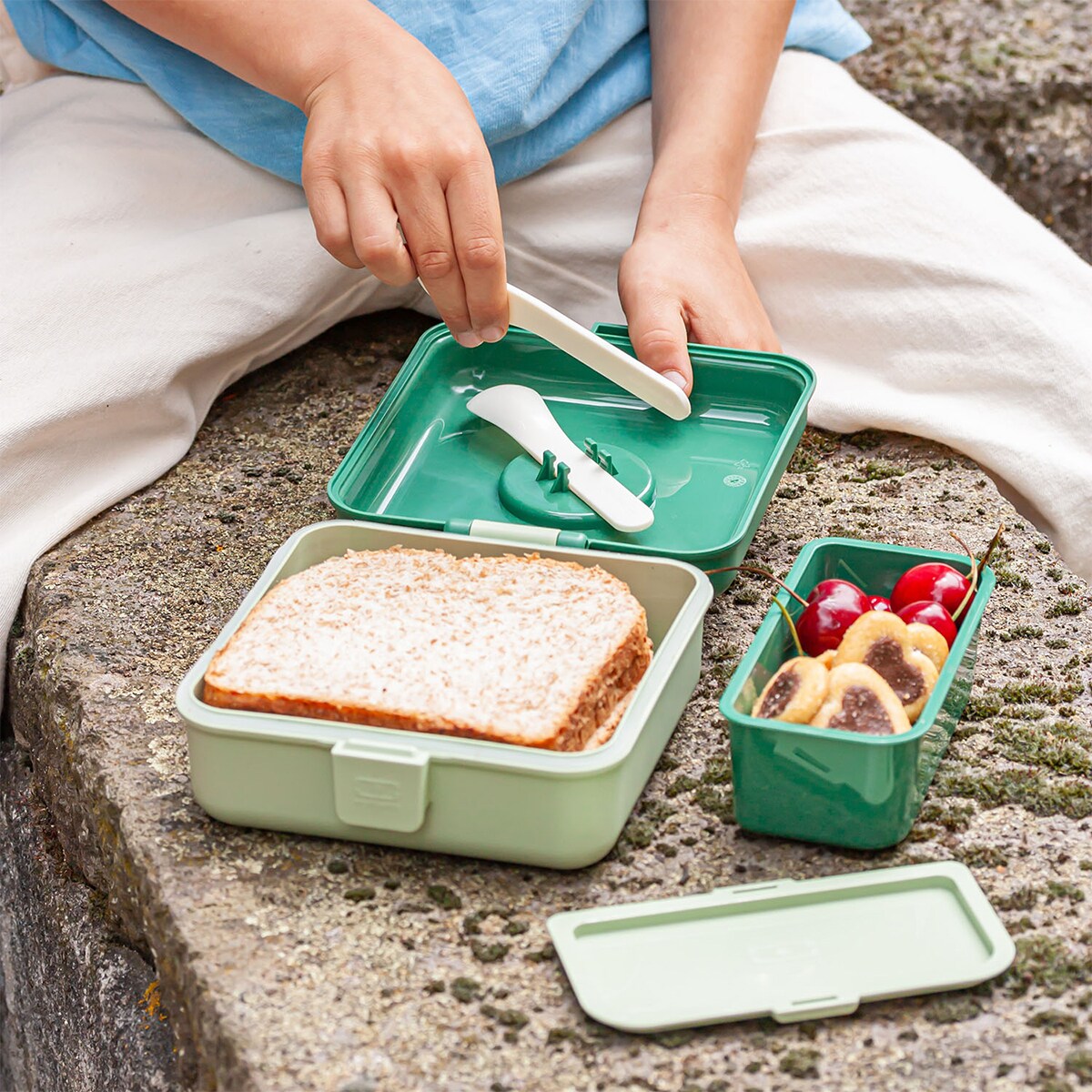 Monbento Snacky lunchbox dla dzieci 0,85 l Green Forest
