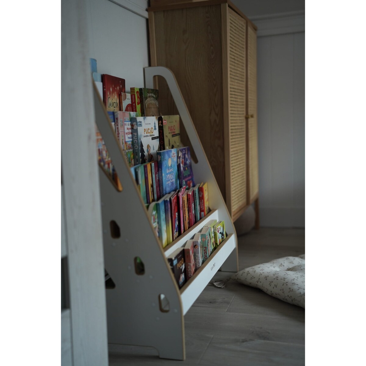 MAXI biblioteczka montessori