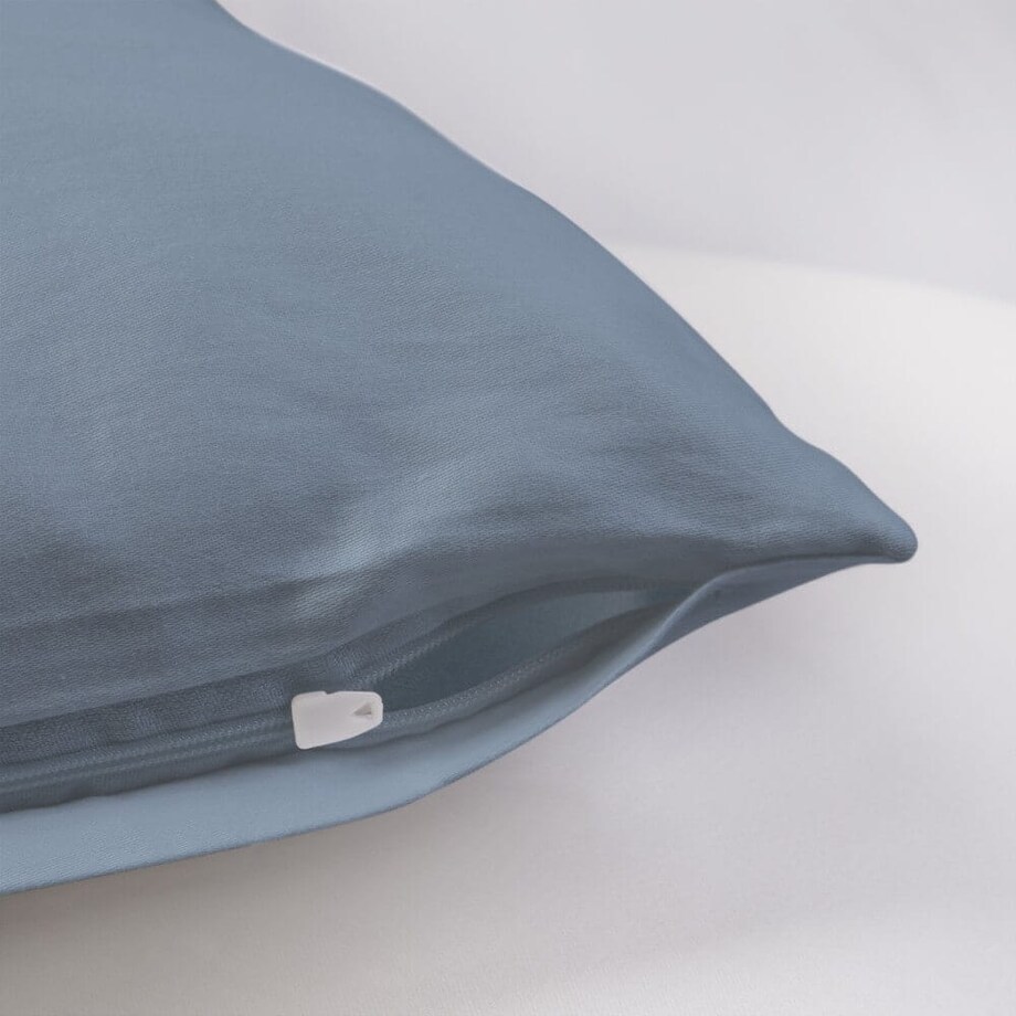 Poszewka satynowa 50x80 kolor Niebieski