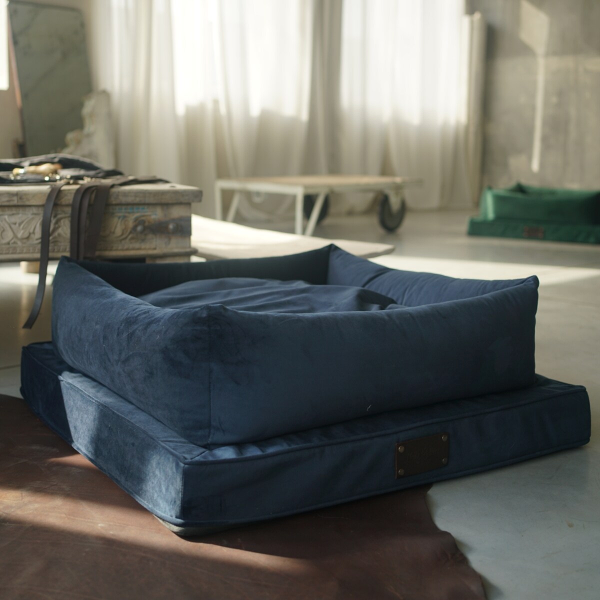 LEGOWISKO NERO 105X105 CM ROZMIAR XL GRANAT