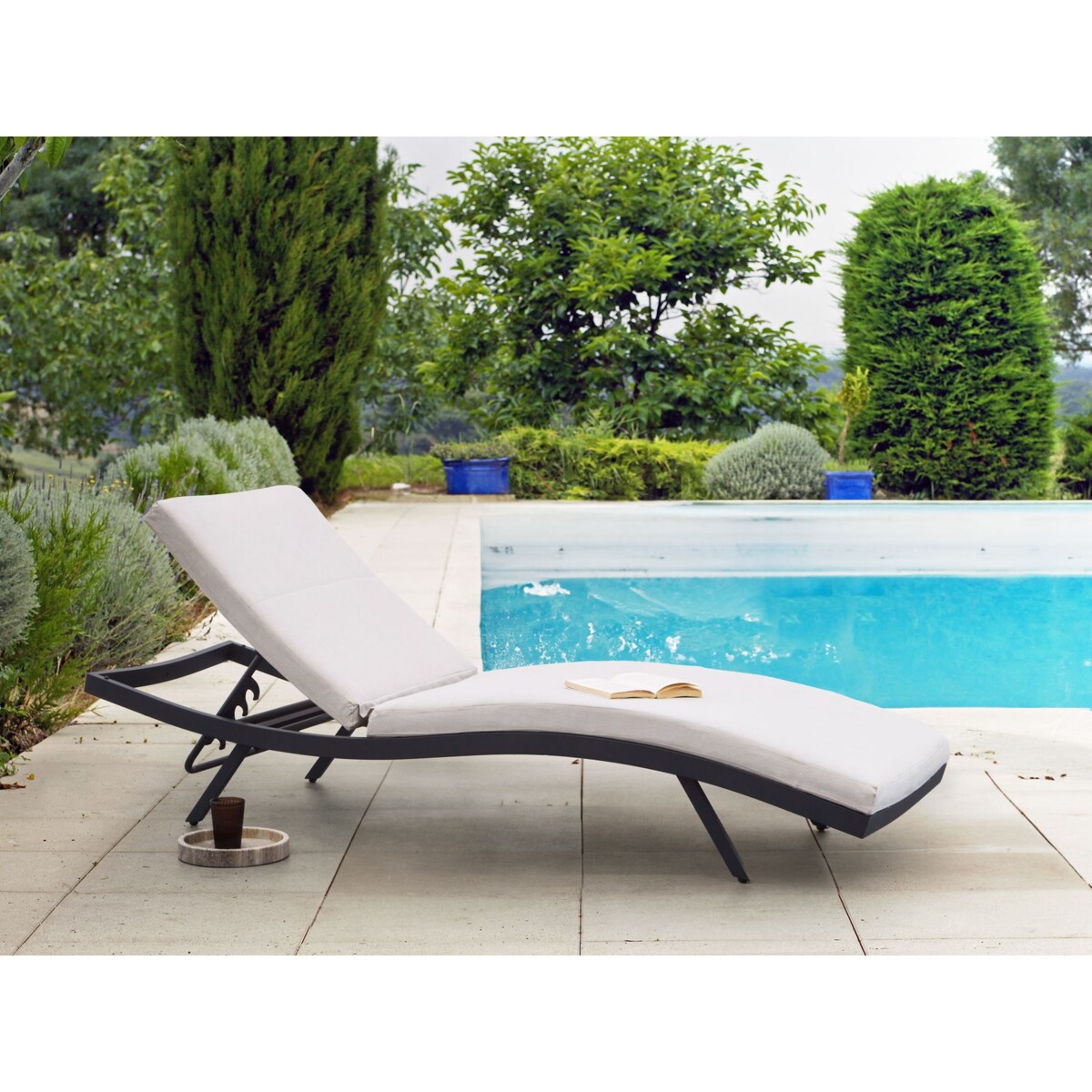 Leżak ogrodowy z poduszką AMELIA Rozkładany Metal Jasnobeżowy