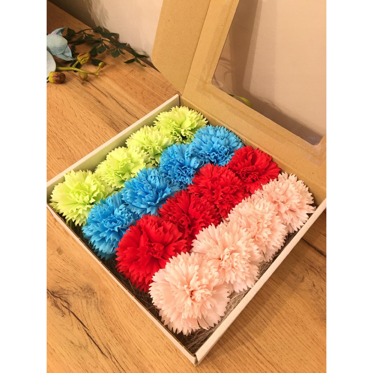 FLOWER BOX duży 20x20cm KWIATY MYDLANE na prezent