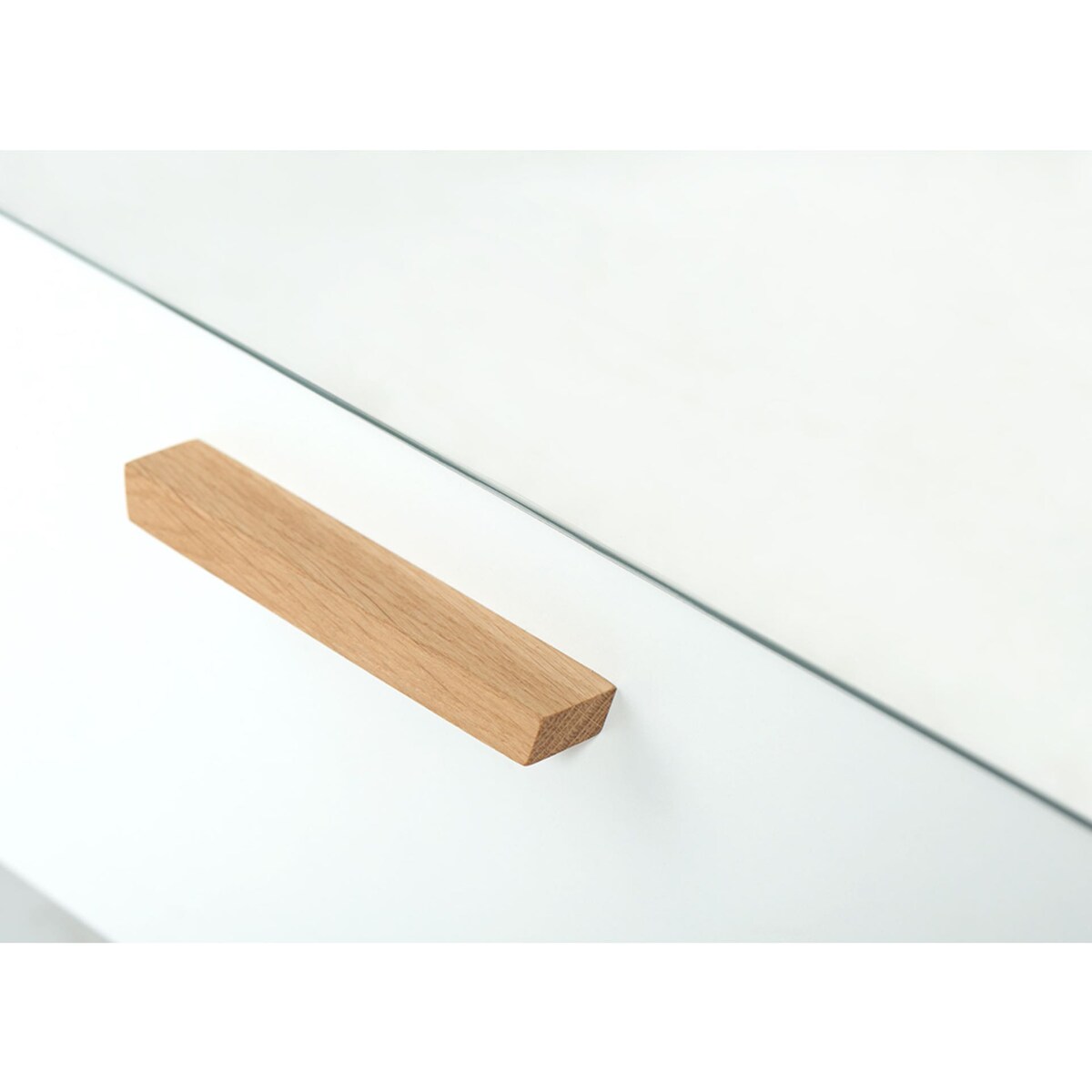 KONSIMO FRISK Biała szafa z lustrzanymi drzwiami w stylu skandynawskim