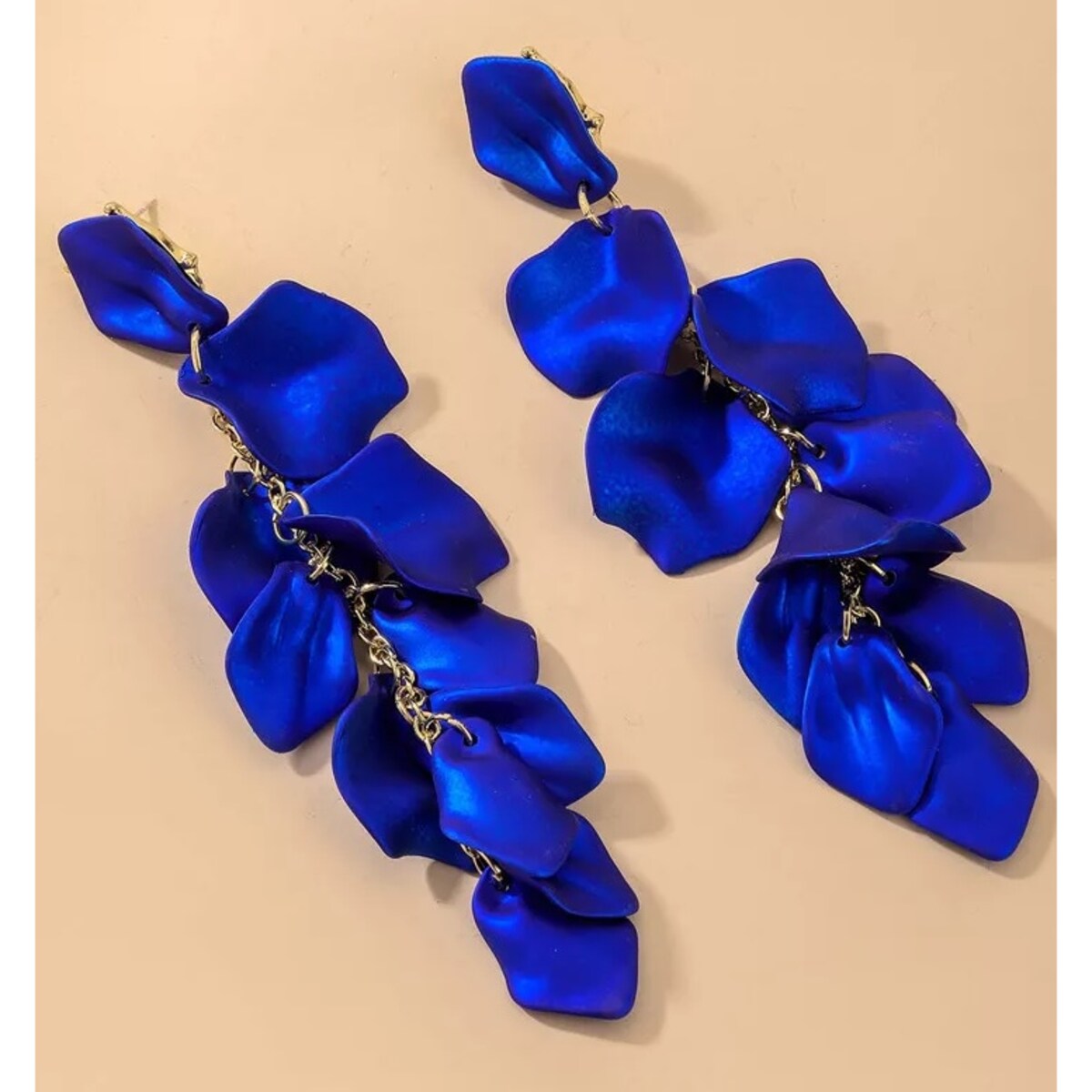 Kolczyki niebieskie płatki girlandy kobaltowe długie wiszące