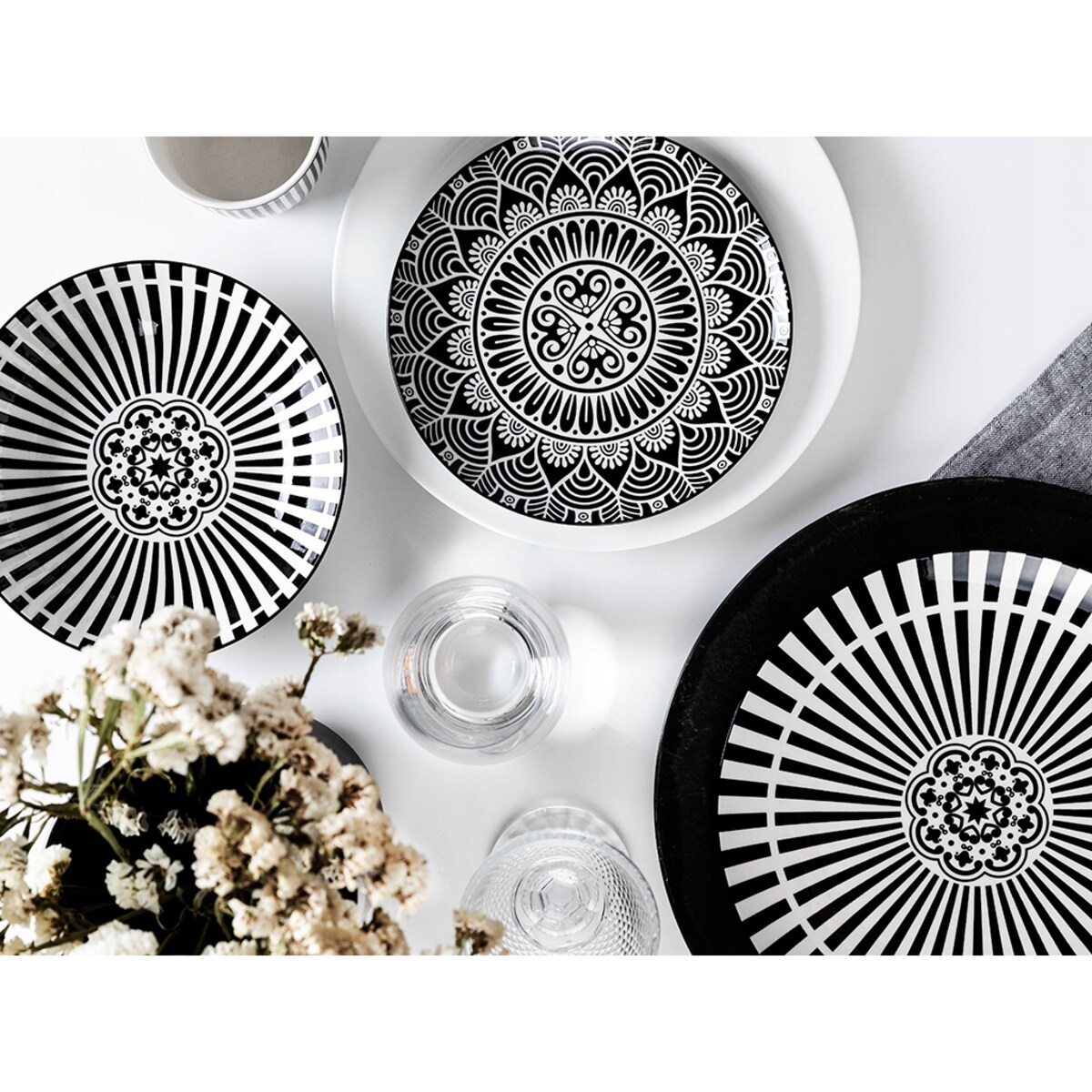 TALERZ OBIADOWY głęboki na zupę rosół jedzenie 20cm ASTEC wzorek miska