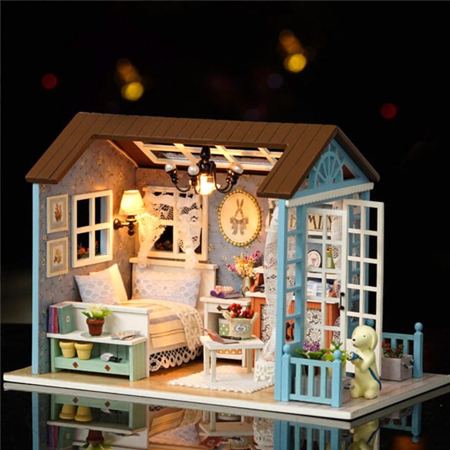 Miniaturowy domek - Leśniczówka w Bieszczadach