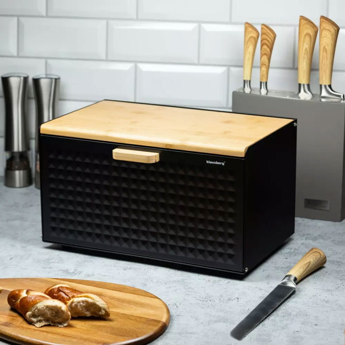 Chlebak stalowo-drewniany dwustronny czarny KLAUSBERG