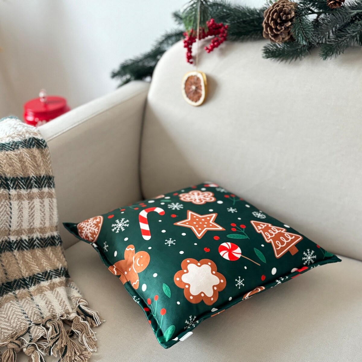 Poduszka dekoracyjna świąteczna Pierniczki Boże Narodzenie