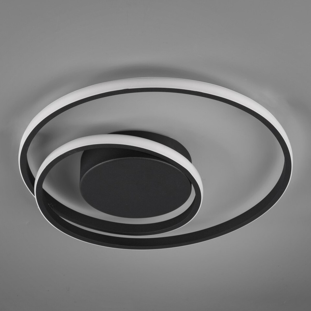 Czarna lampa sufitowa Zibal R62911132 LED 22W 3000K nad łóżko