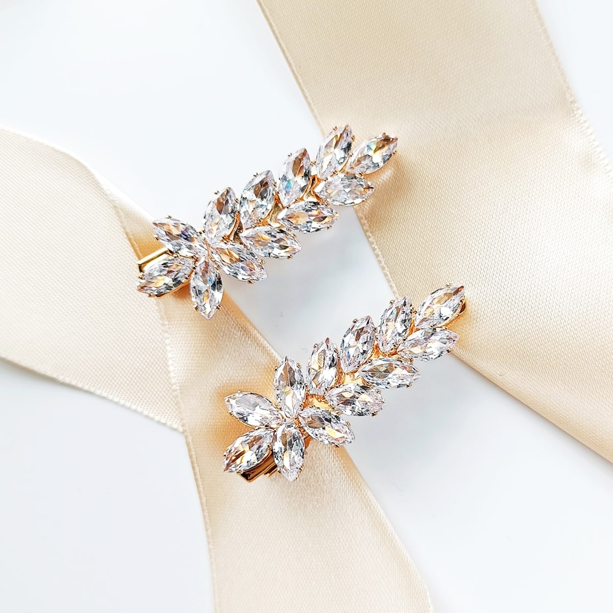 ELEGANCKIE błyszczące klipsy do włosów spinki komplet 2 złote ozdoby glam