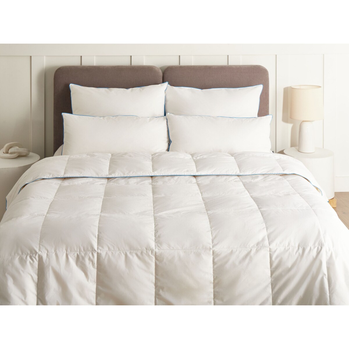 Kołdra lekko ciepła CERVINO Kacze pióra i puch 220 x 240 cm