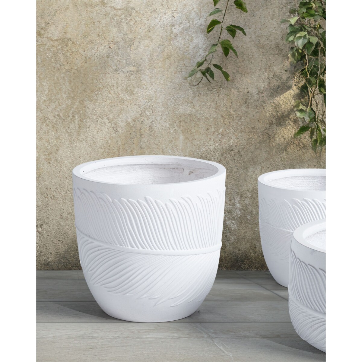 Doniczka okrągła 35 x 35 x 33 cm złamana biel FTERO