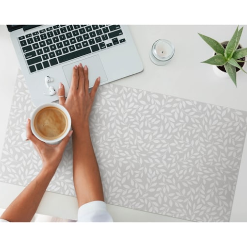 Szara mata na biurko Liściasty wzór, 90x45 cm