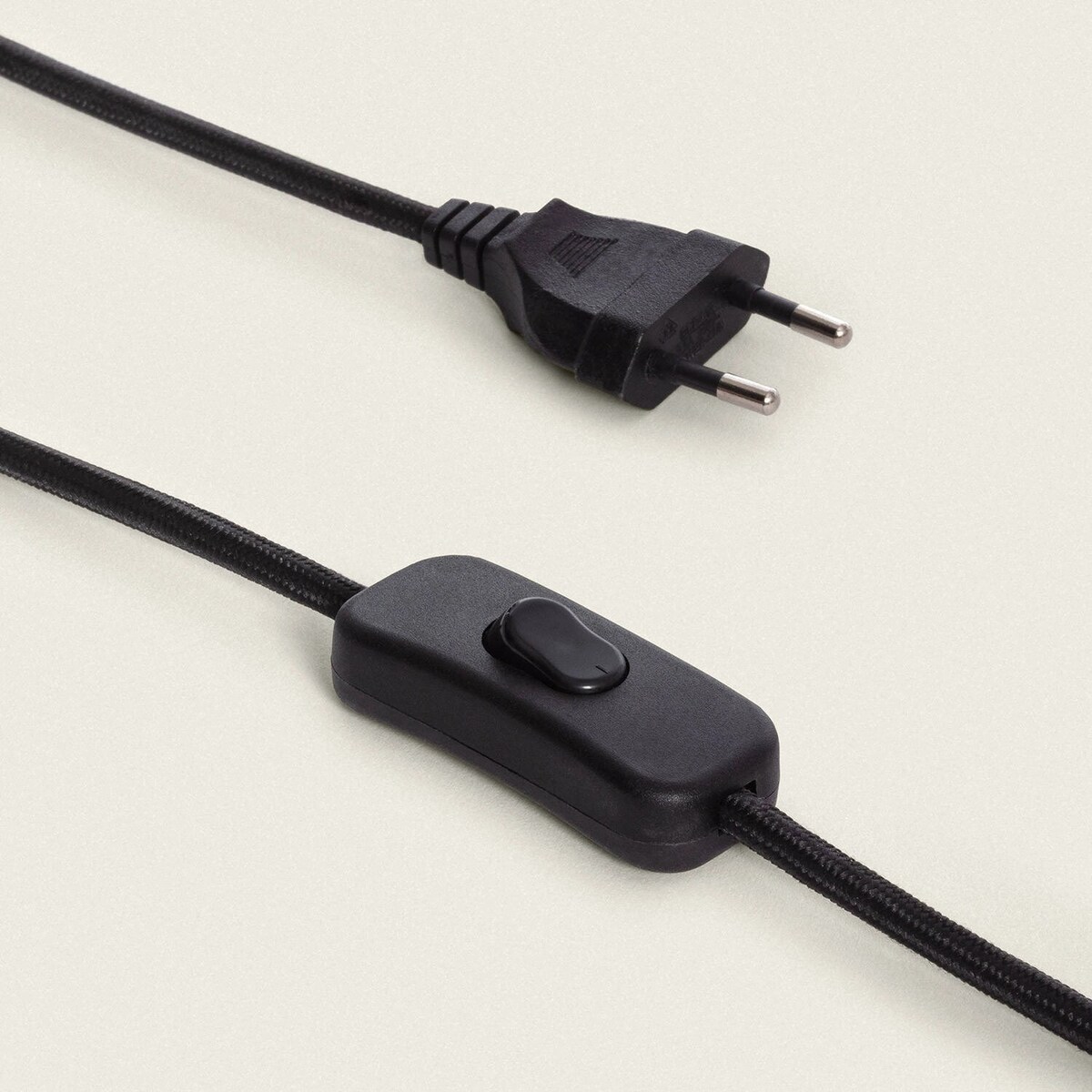 Lampa stołowa z drewniana khaki Plisse 33,5 cm