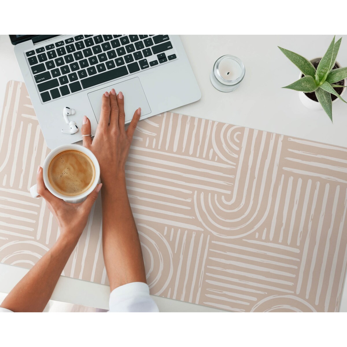 Beżowa mata na biurko Geometryczne linie, 100x50 cm
