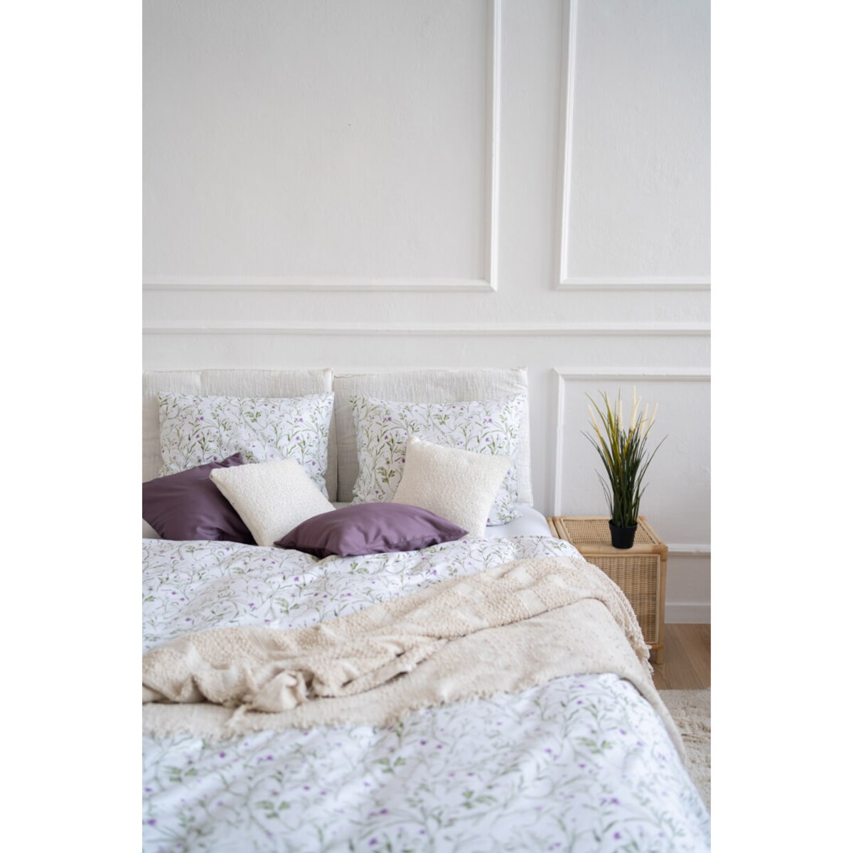 Pościel Fioletowa łączka 140 x 200 cm + 70 x 80 cm