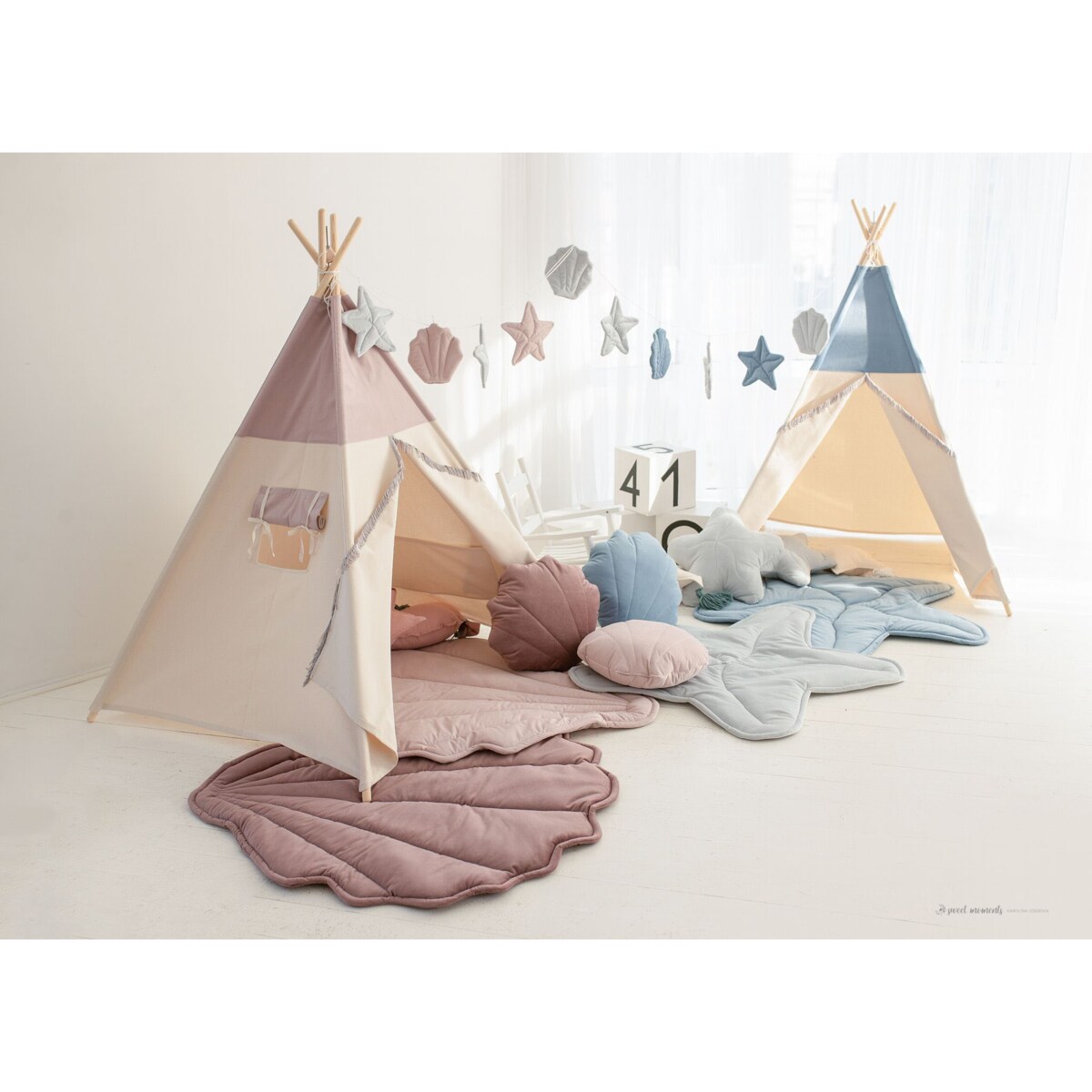 Namiot tipi Pink Mermaid z matą i poduszką