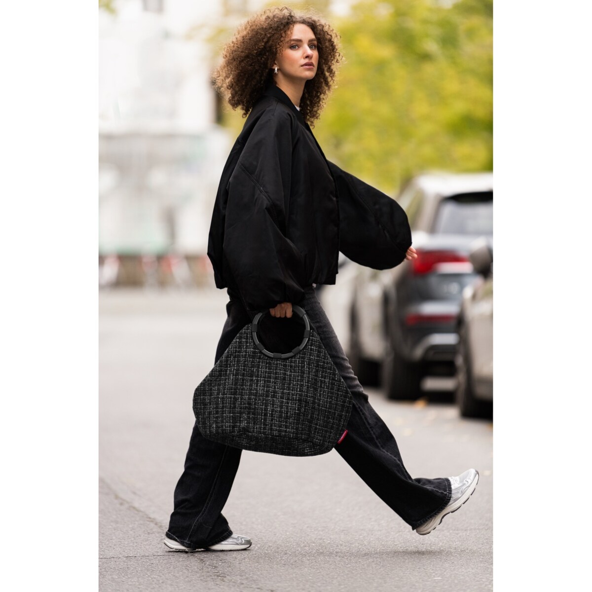 Torba LOOPBAG HOBO, bouclé black