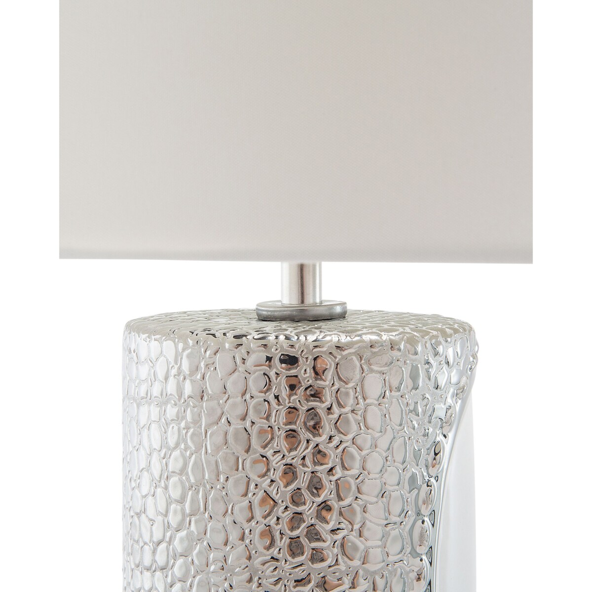 Lampka nocna porcelanowa biało-srebrna AIKEN