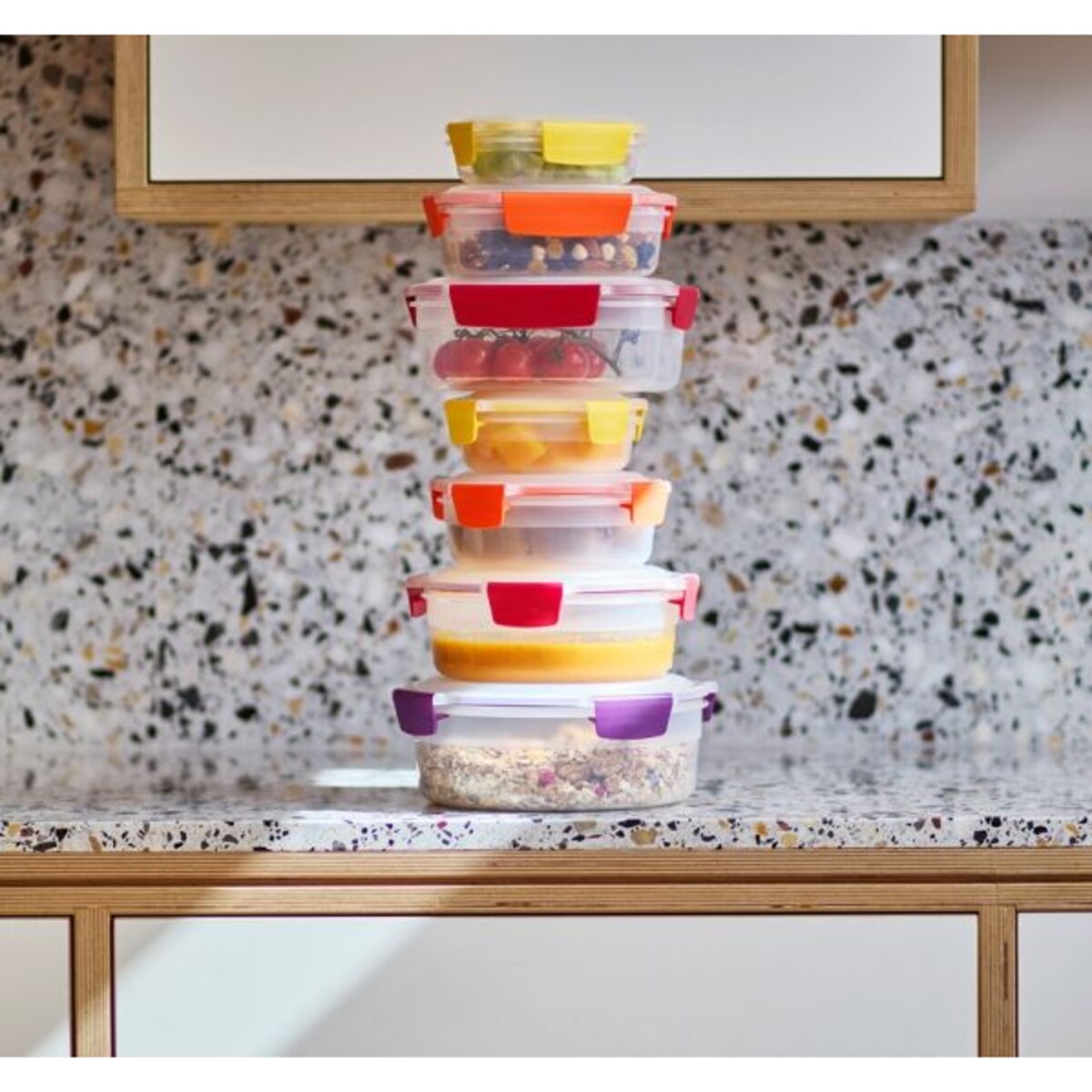 Zestaw 4 pojemników okrągłych Multicolor Nest Lock Joseph Joseph
