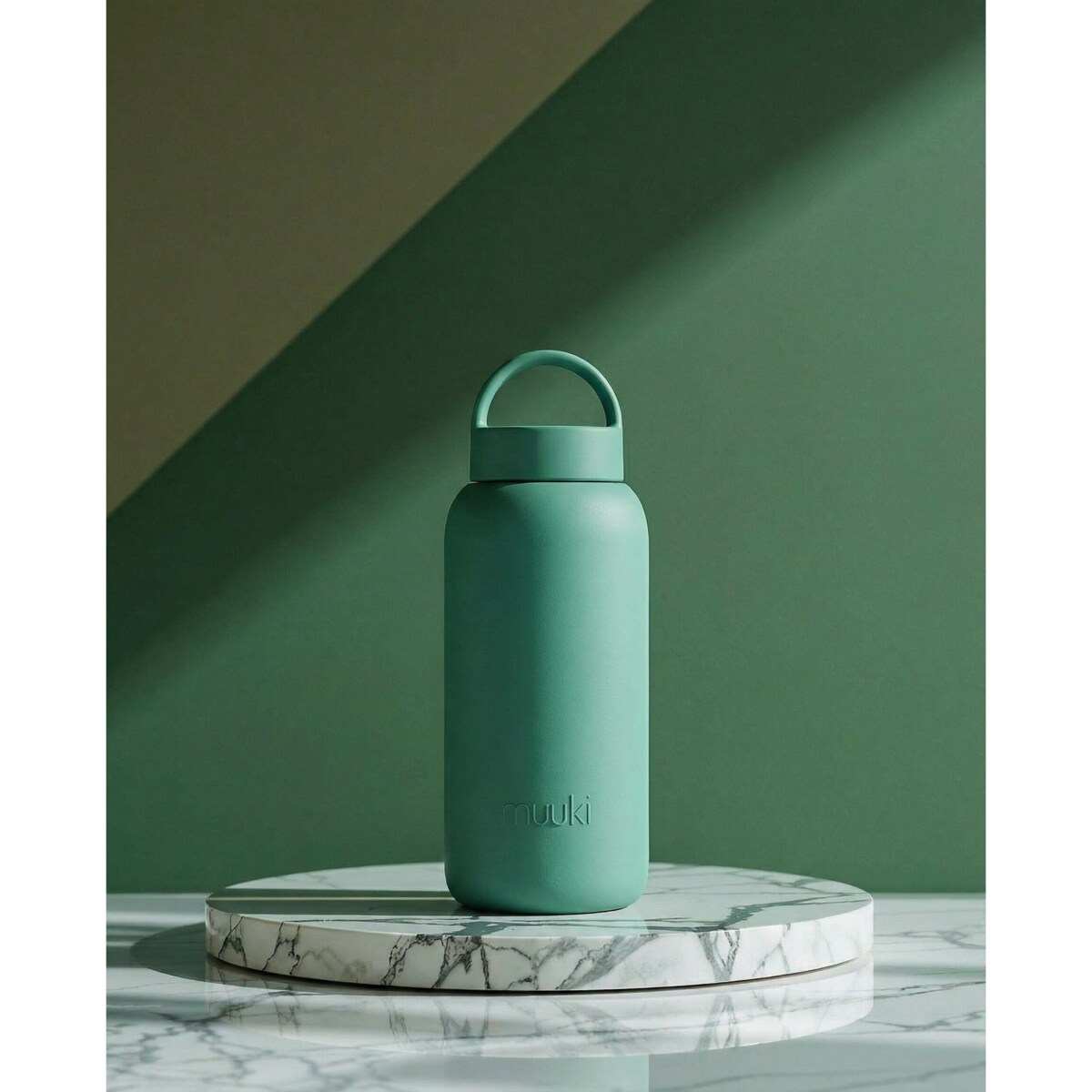 MUUKI DAILY BOTTLE szklana butelka na wodę 720 ml, Frosted Green
