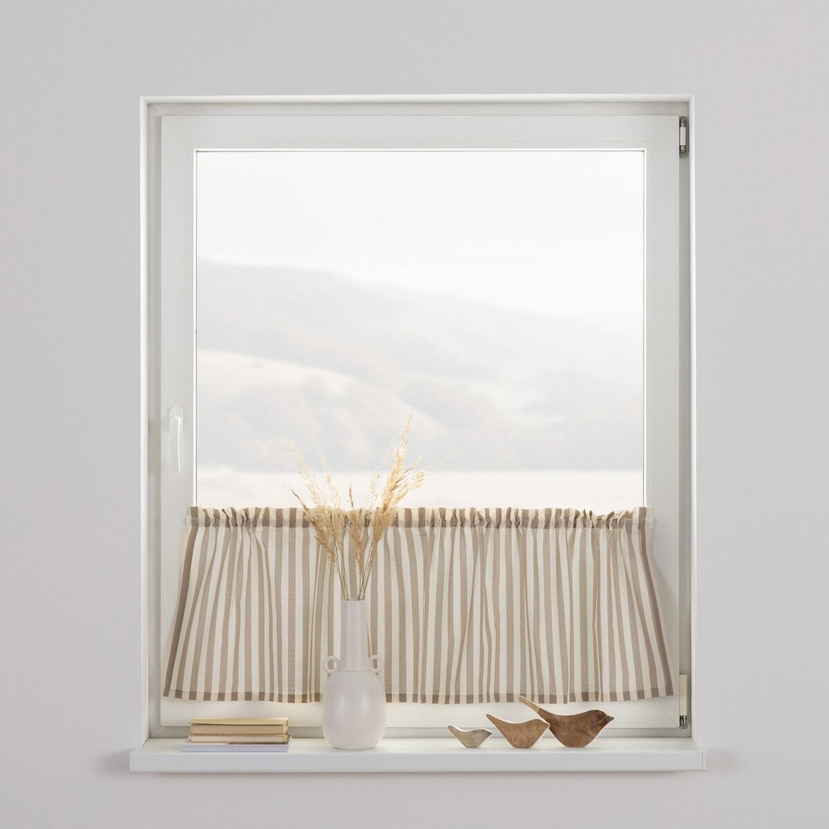 Zazdrostka prosta na metry 260x0 beżowo-białe pasy (1,5cm)