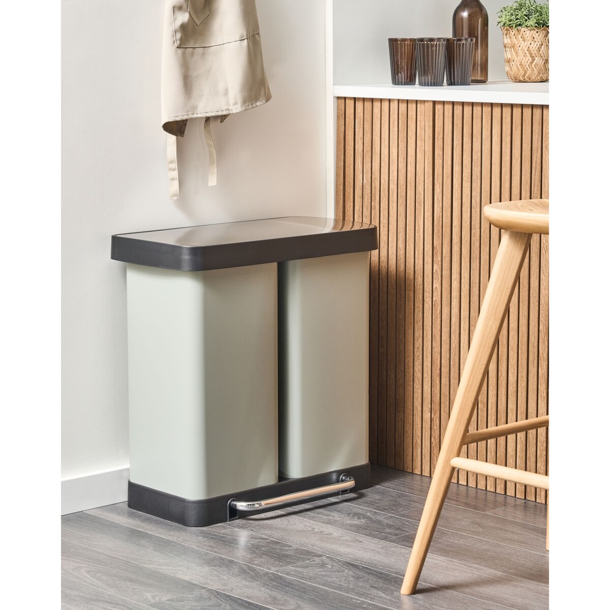 Kosz na śmieci z pedałem dwukomorowy 60 L ECOSORT Metal Jasnozielony