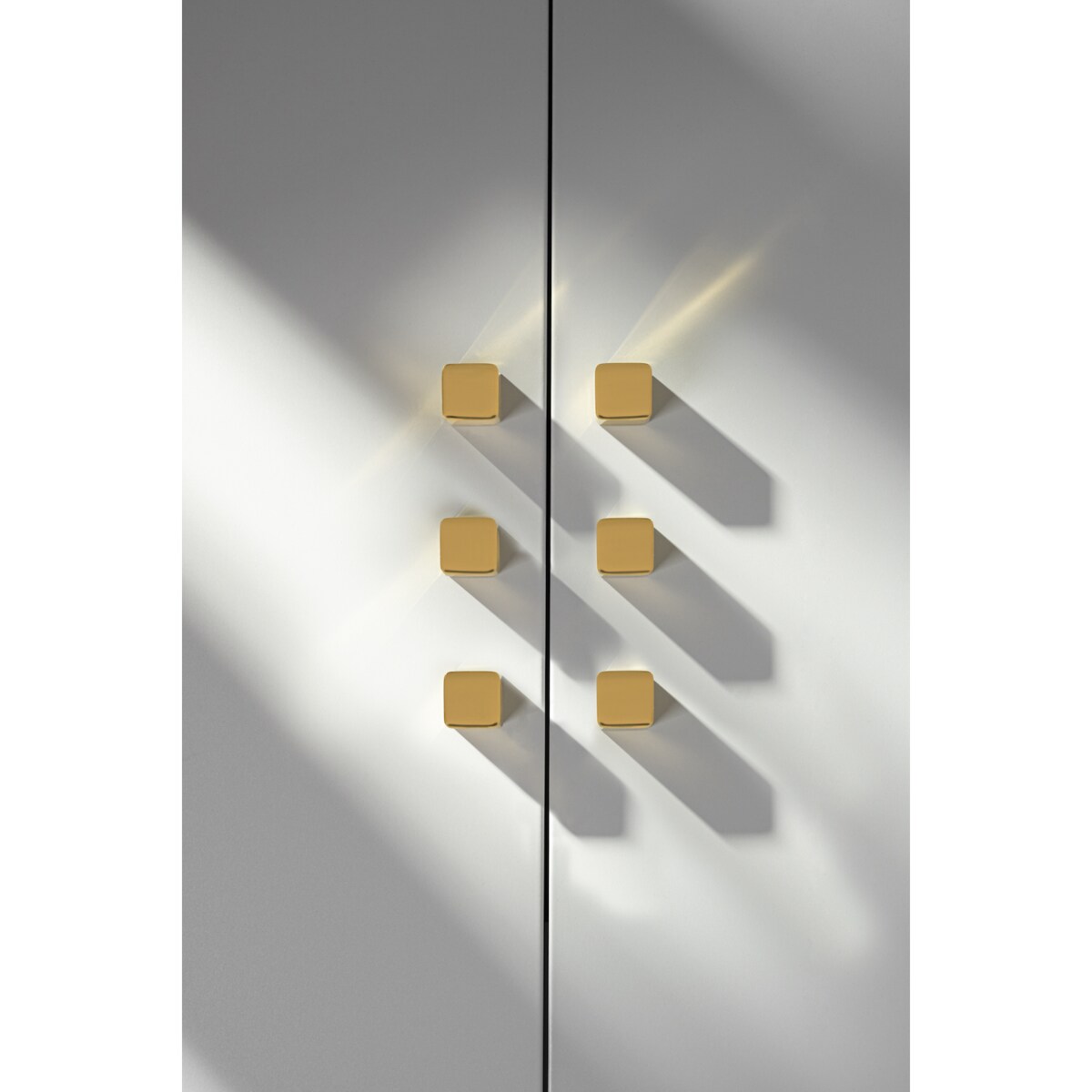 LANA S uchwyt jednopunktowy mosiężny polerowany lakierowany