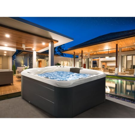 Wanna ogrodowa z hydromasażem biała LASTARRIA