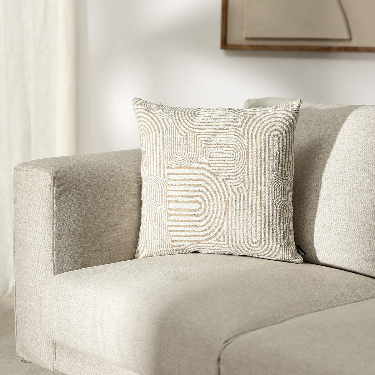 Poszewka Kinga na poduszkę 43x43 beżowe łuki na kremowym tle