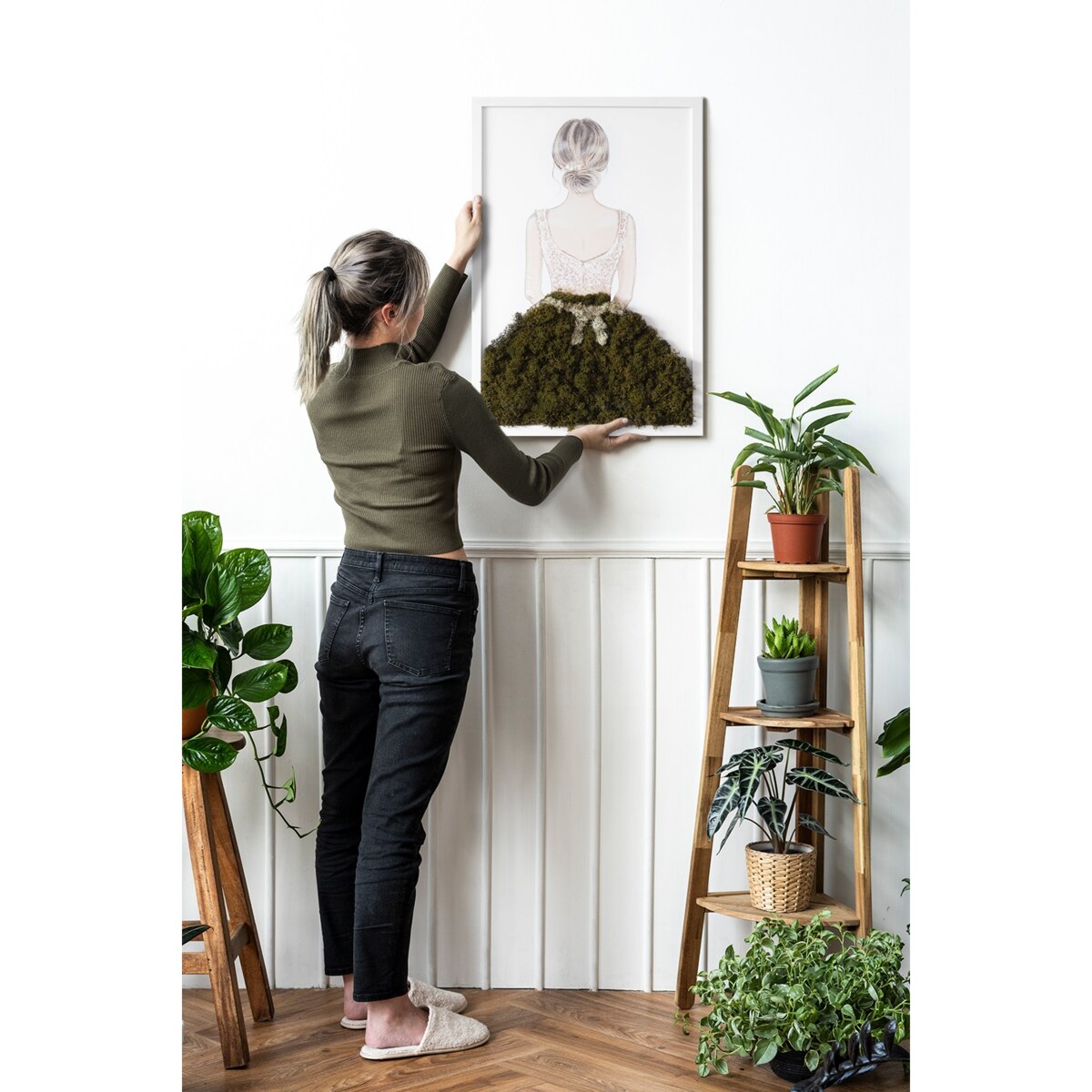 Obraz Baletnica - mech chrobotek w białej ramie 40x60cm