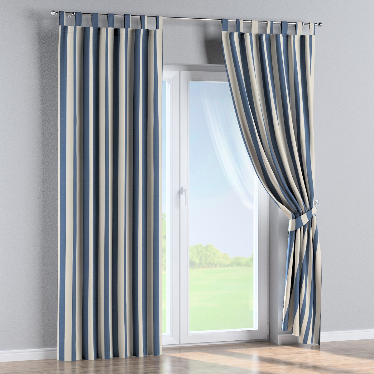Zasłona na szelkach 1 szt. 130x245 niebiesko-białe pionowe pasy (5,5cm)
