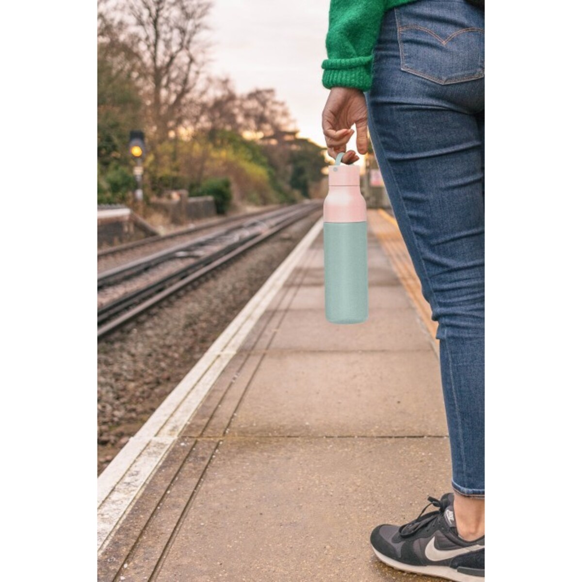 Butelka na wodę mięta-róż Skittle Active, 500 ml, Lund London