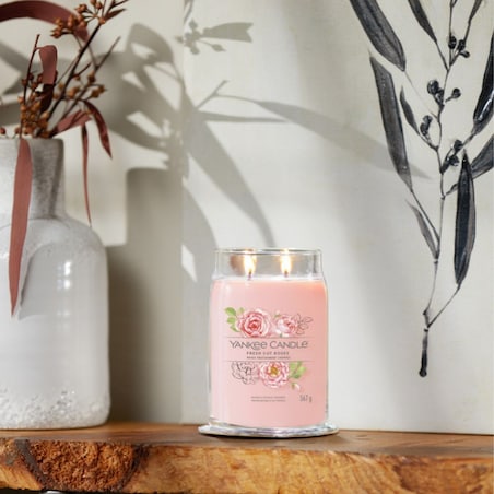 YC SIGNATURE – Świeca duża FRESH CUT ROSES