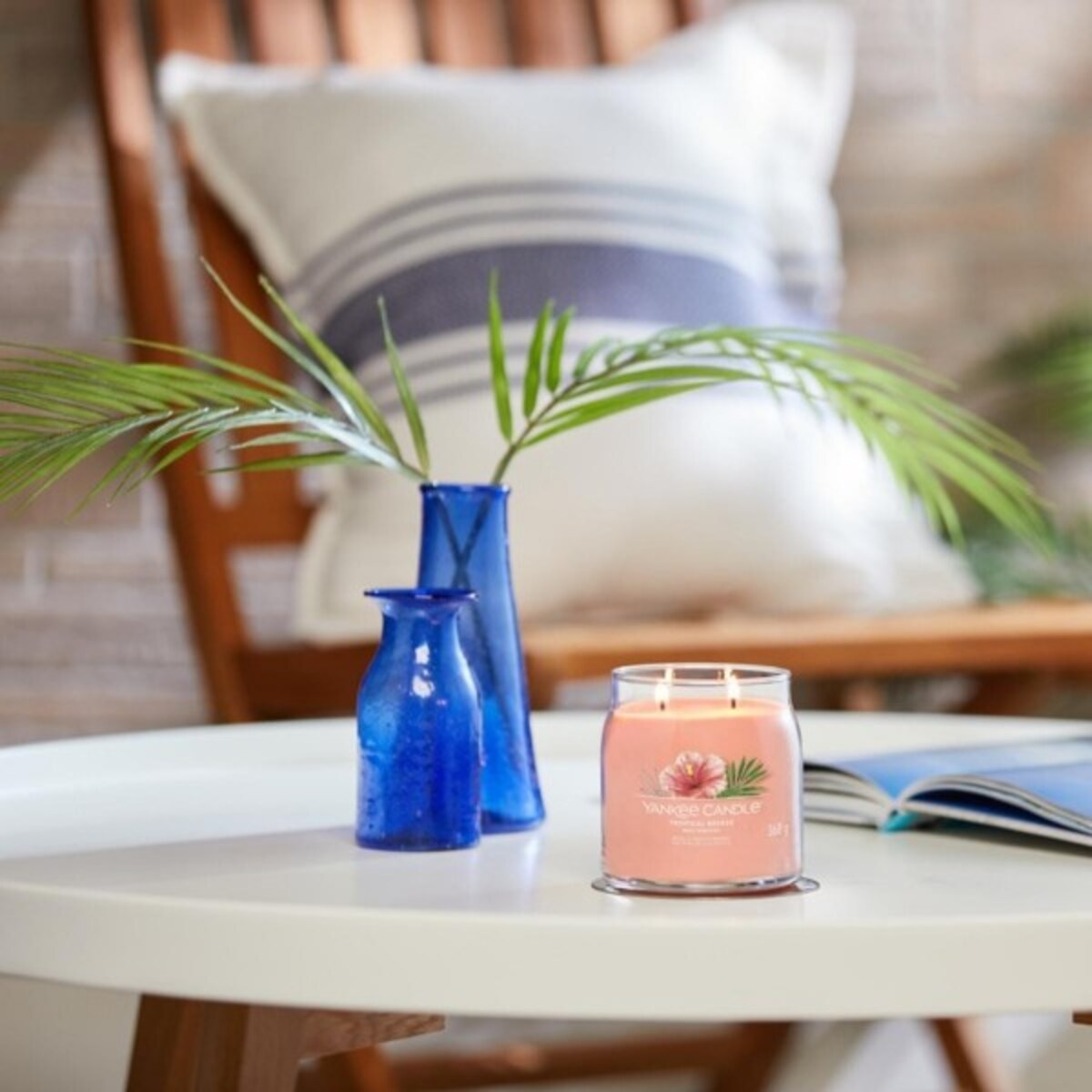 YC SIGNATURE – Świeca średnia TROPICAL BREEZE