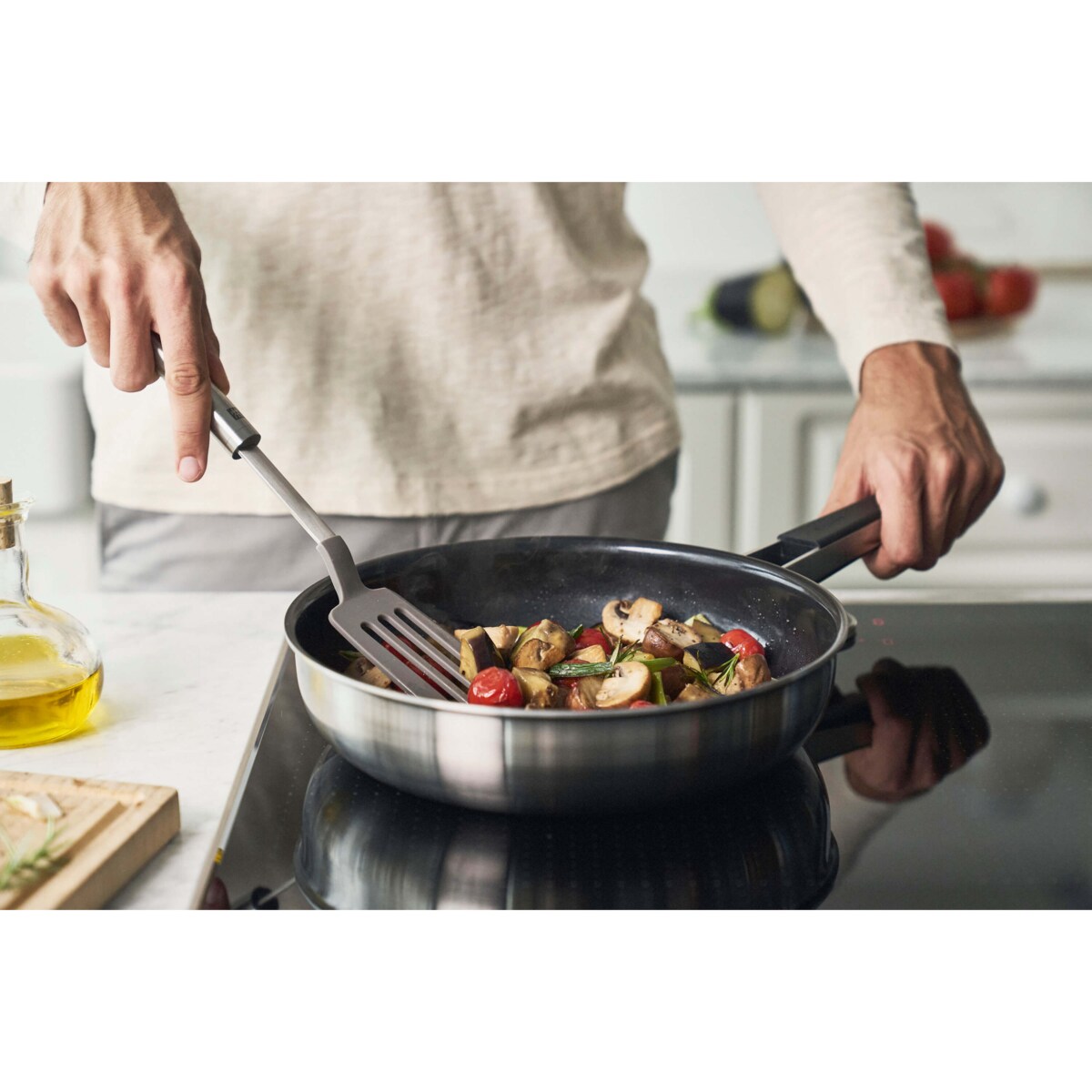 ZWILLING PURE Patelnia płytka 24 cm