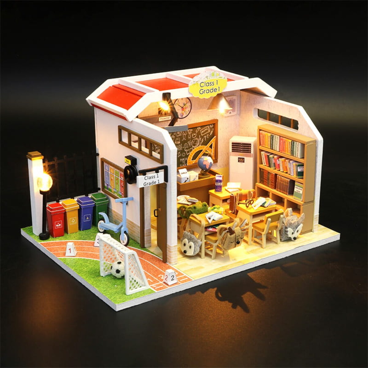 Miniaturowy domek - Wesoła szkoła