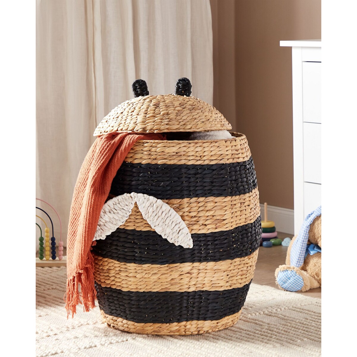 Kosz pleciony pszczoła z hiacyntu wodnego naturalny KNYSNA